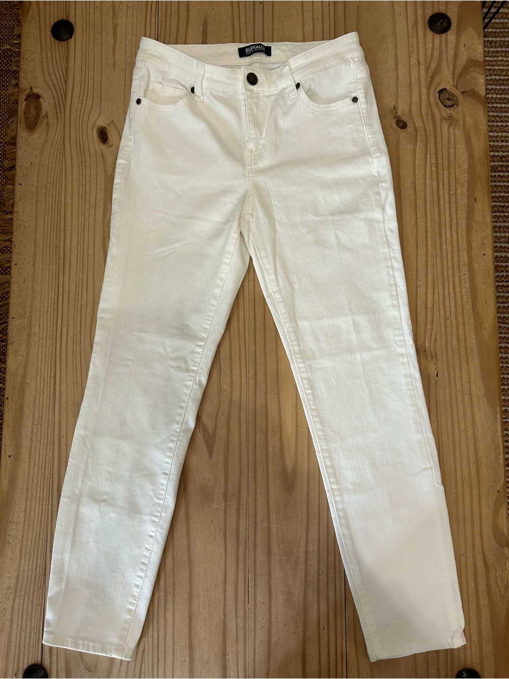 Buffalo David Bitton White Women’s Aubrey Mid Rise Skinny Jeans- LIKE NEW S-4/27